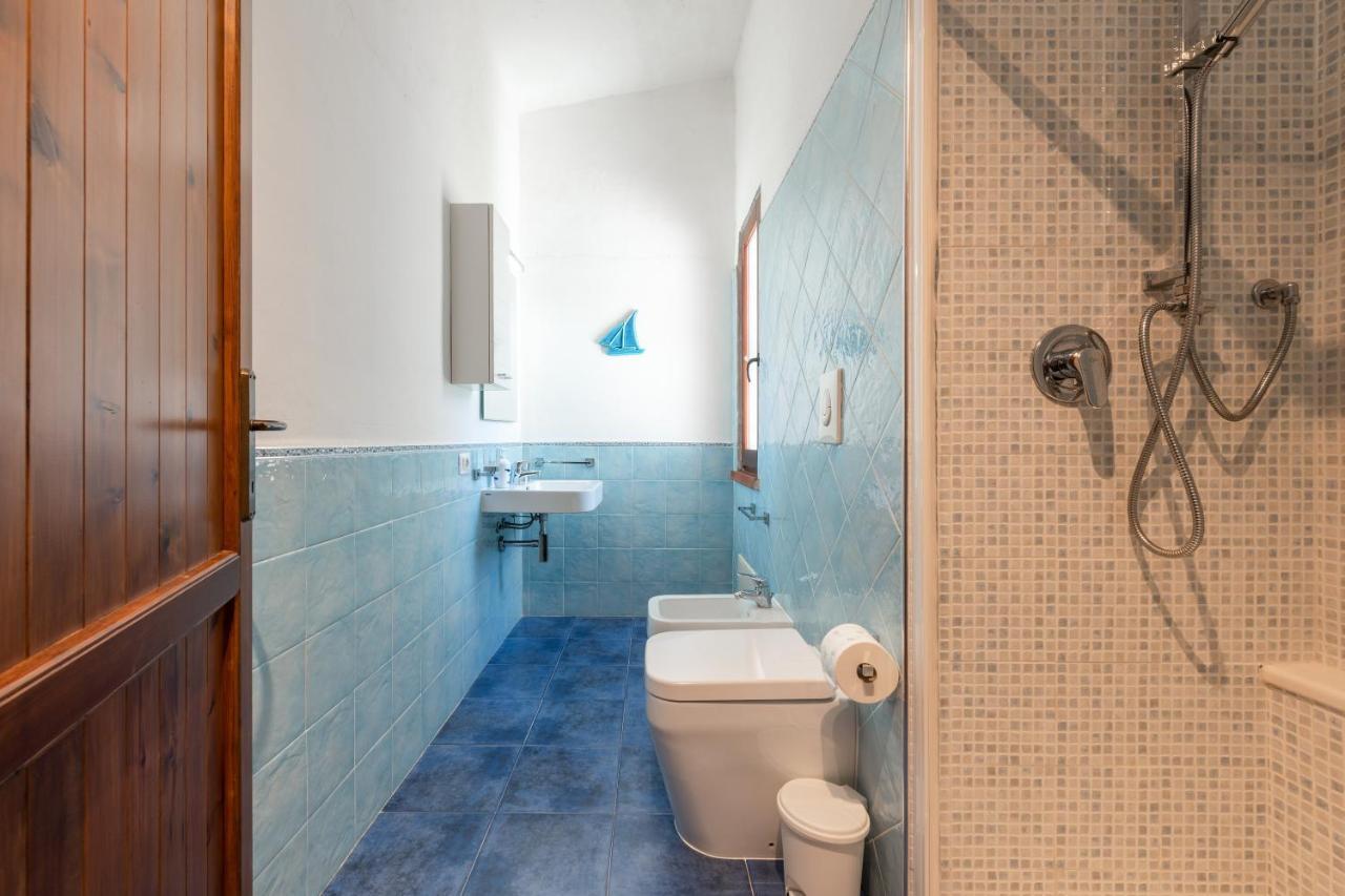 Damiano Holiday House Porto Columbu - Perd'E Sali Bagian luar foto