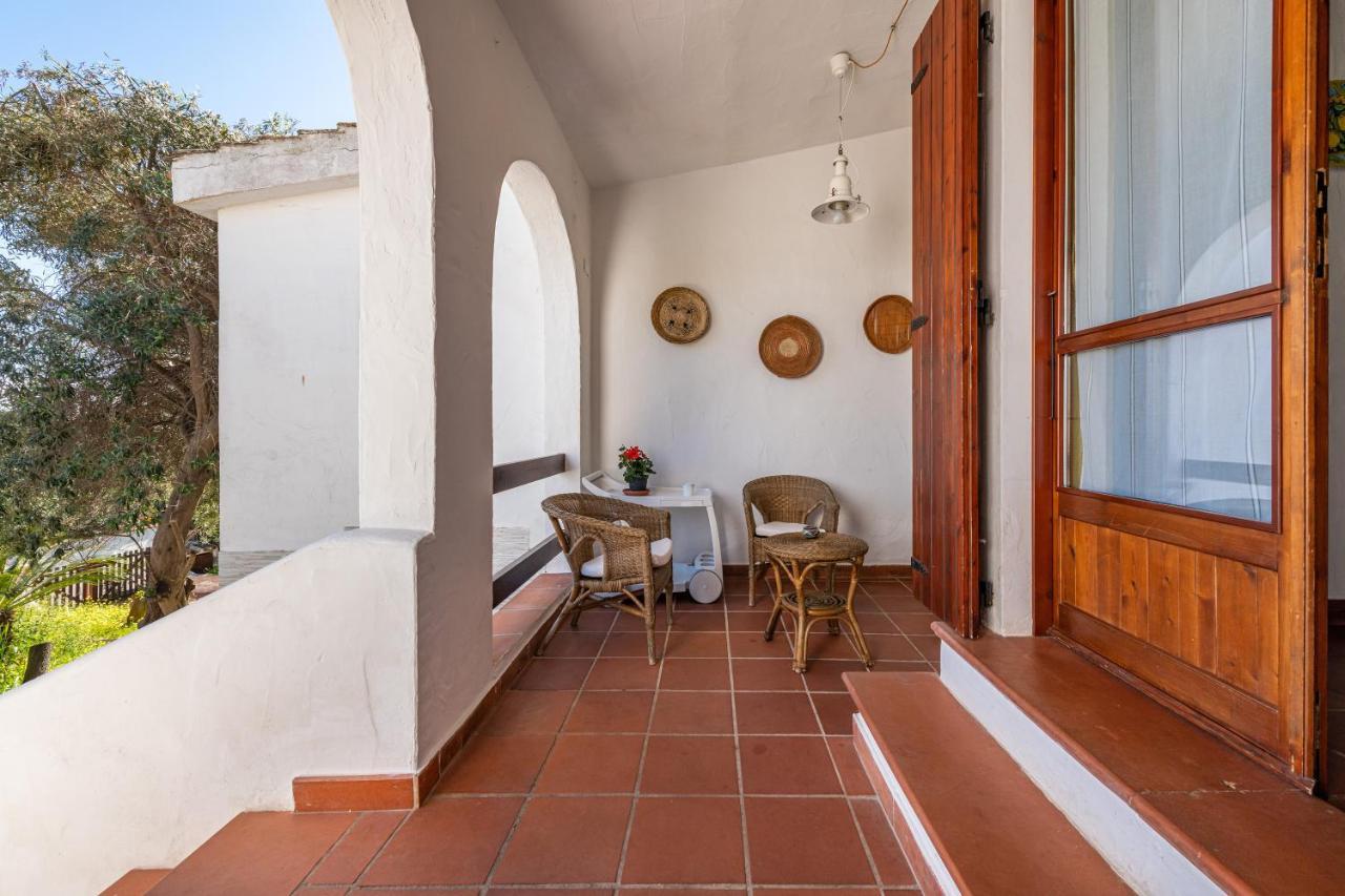 Damiano Holiday House Porto Columbu - Perd'E Sali Bagian luar foto